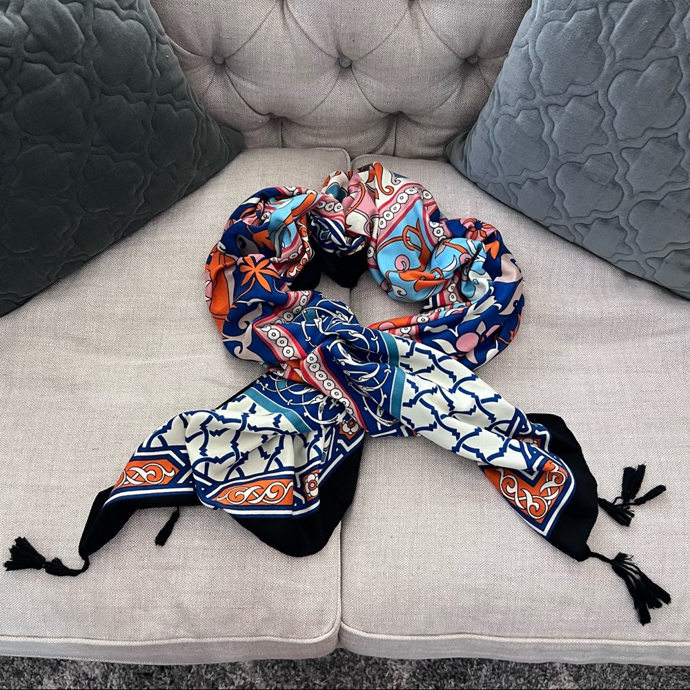 JOY SUSAN Multi Stained Glass Tassel Scarf (rectangular)